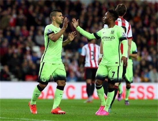 认真倾听女 认真倾听女